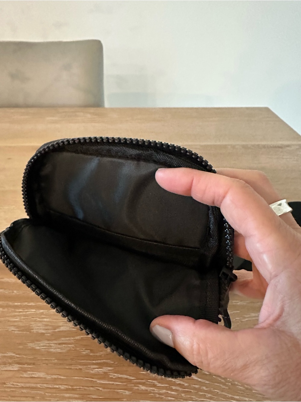 Men's Black Crossbody Sling Bag - Minimal Everyday Carry - Picture 3 of 3